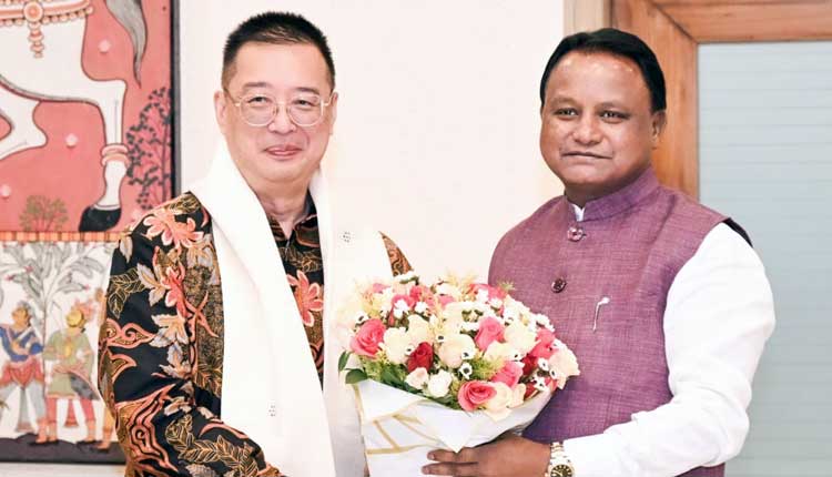 ମୋହନ ମାଝୀଙ୍କ ଗୁରୁତ୍ୱପୂର୍ଣ୍ଣ ବୈଠକ, ଓଡ଼ିଶା-ସିଙ୍ଗାପୁର ସହଯୋଗ ଆହୁରି ସୁଦୃଢ଼ ହେବ